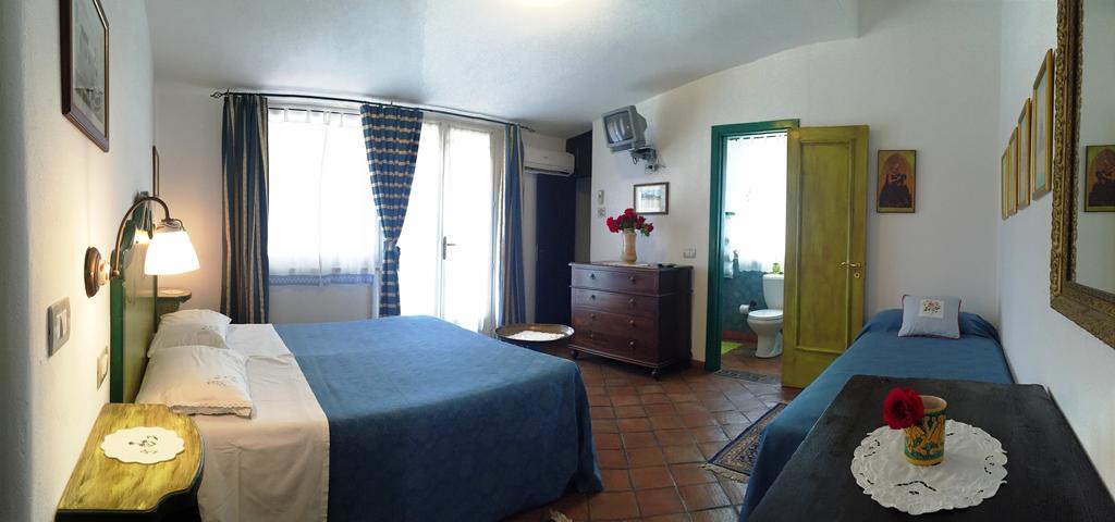 B&B Terre Di Sicilia Giardini Naxos Luaran gambar